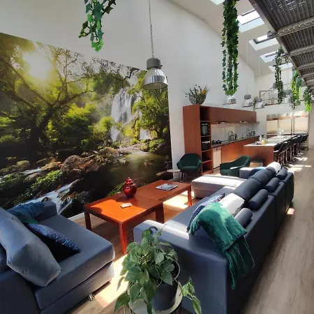 Maison d'hôtes Coliving Florale 3*